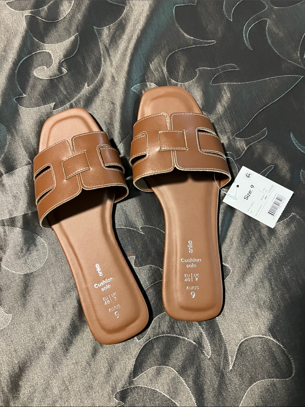 NWT Anko Cognac Tan Brown Slide Flat Sandals with Cushion Sole - Size 9